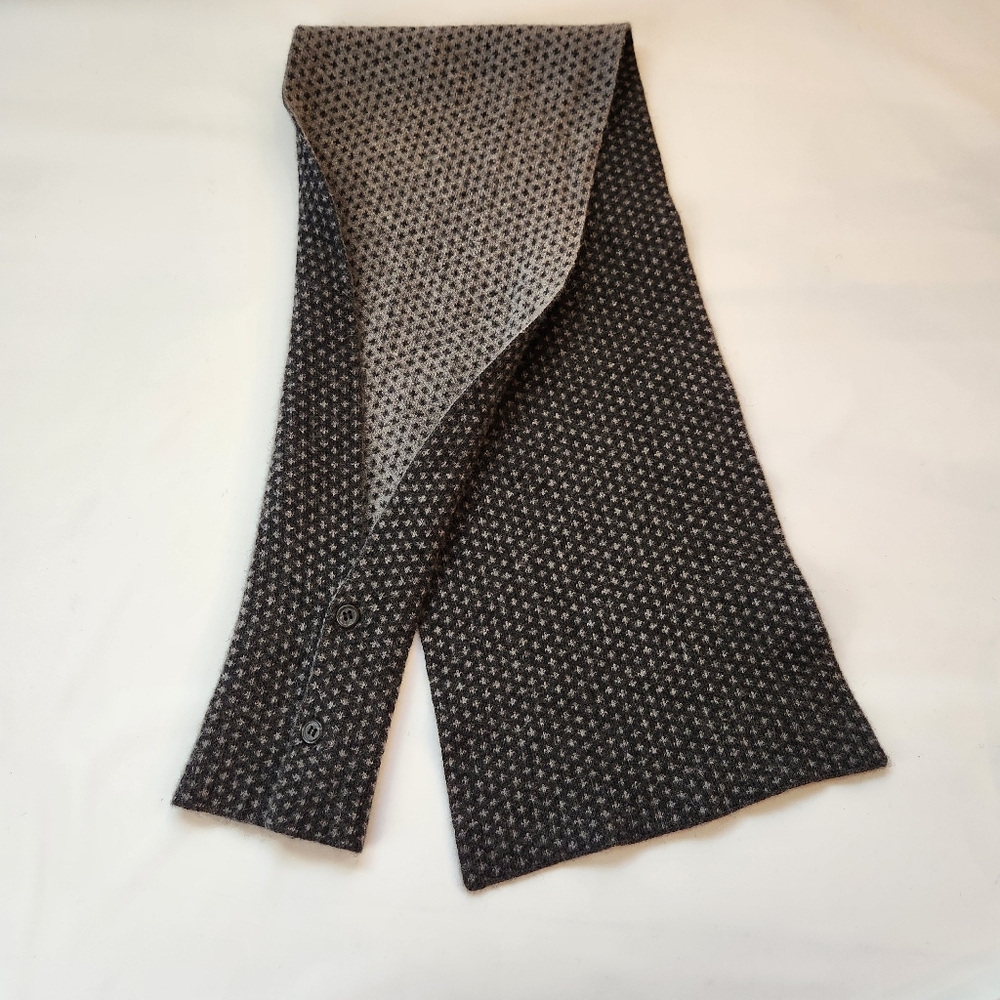 Cashmer Italy Bicolor Reversible Scarf Button Closure Reversible